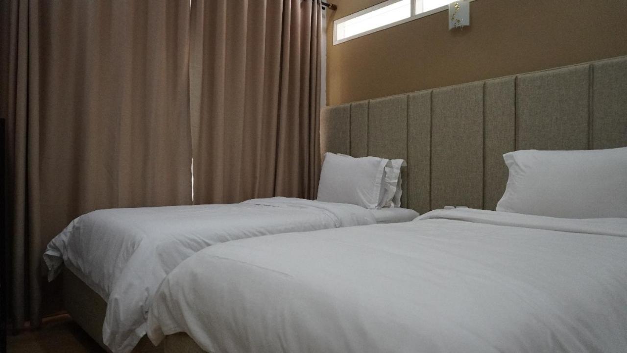 Diyar Villas Puncak M4/12 エクステリア 写真