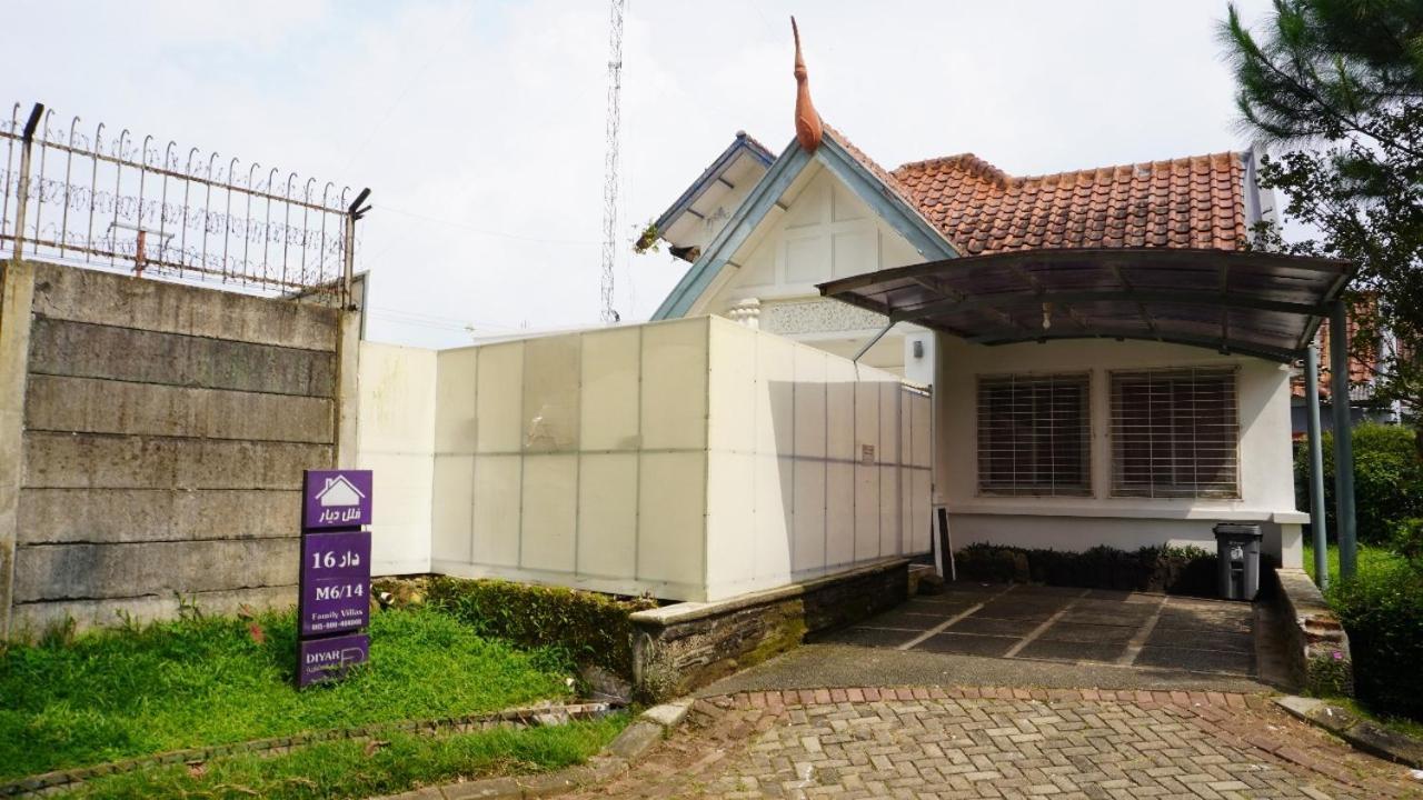 Diyar Villas Puncak M4/12 エクステリア 写真