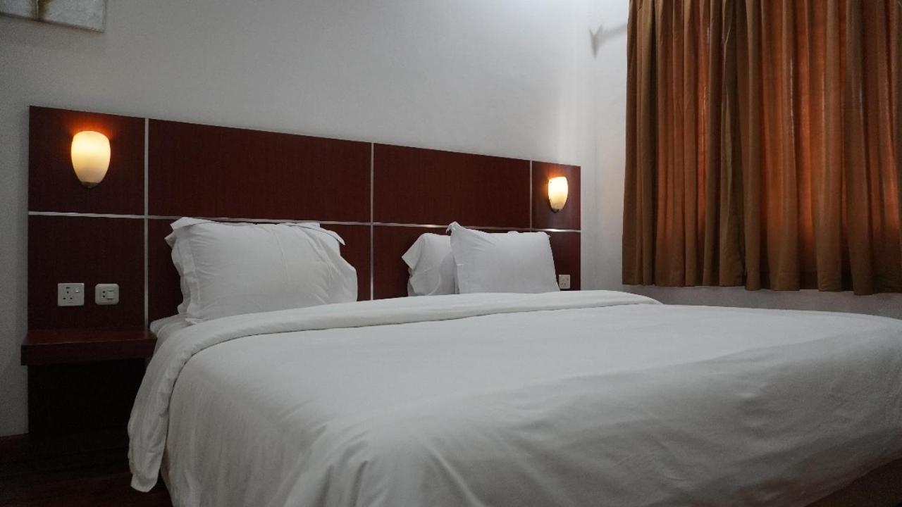Diyar Villas Puncak M4/12 エクステリア 写真