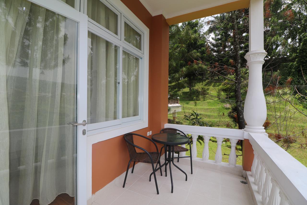 Diyar Villas Puncak M4/12 エクステリア 写真