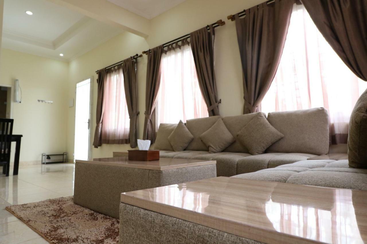 Diyar Villas Puncak M4/12 エクステリア 写真