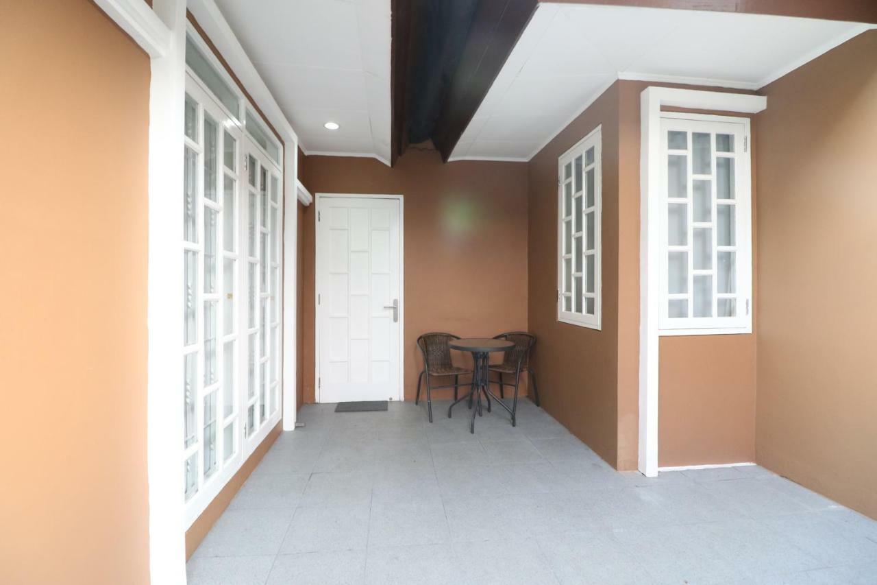 Diyar Villas Puncak M4/12 エクステリア 写真